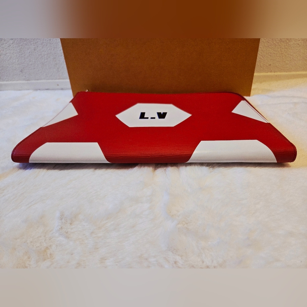 Limited Edition Louis Vuitton Epi World Cup 2018 Pochette Jour GM Clutch Bag Red - Picture 9 of 15